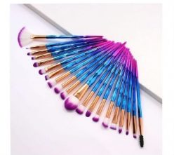 PRECIAZO! 20 Brochas de maquillaje a 0,9€