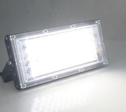 PRECIAZO ESPAÑA! Pack de 2 Focos LED 50W a 8,7€