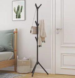 PRECIO CHOLLO! Perchero pie 170cm a 5,2€