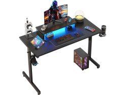 Ofertón Amazon! Escritorio gaming Bestier con LED de 106,6 cm a 51,06€