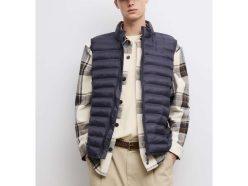 Ofertón! Chaleco de plumas light Green Coast para hombre a 12,8€